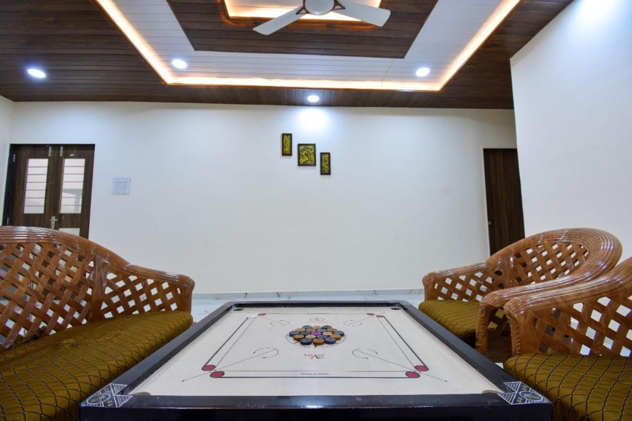 Beauty And The Beast 4Bhk Villa โลนาวาลา ภายนอก รูปภาพ